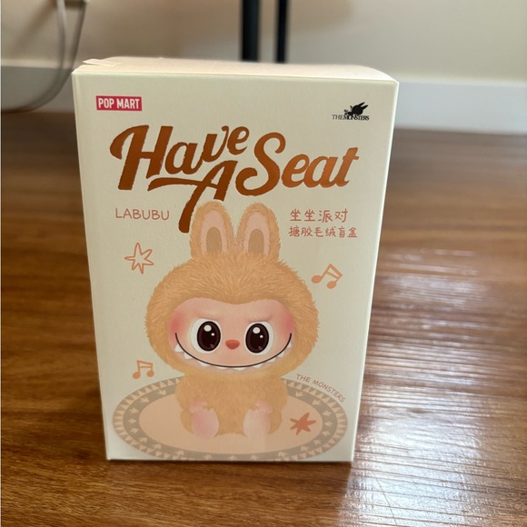 Pop Mart Labubu 'Have A Seat' Collectible Figure - Picture 1 of 6